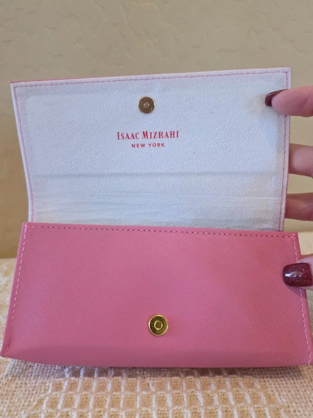 Women's Pink Saffiano Leather Lined Eyeglass Case Gold Izaac Mizrahi New York NY